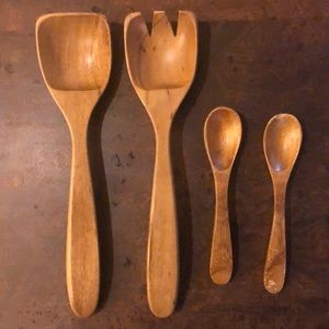 Set of 4 serving pieces